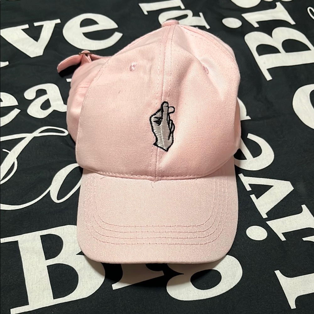 Loveheart Hand Baseball Cap